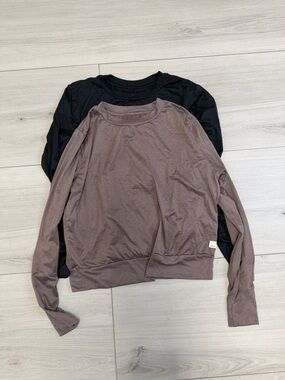 Vuori 2 Pack BUNDLE Long Sleeve Tee Sz L Black & Mauve Athleisure Minimal